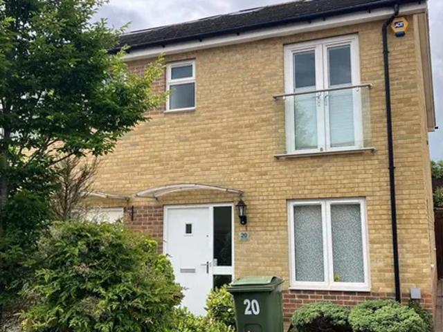 20 Cygnet Close, London, BR5 2FF, United Kingdom | 4 bed duplex for rent #136386164 | Rentberry
