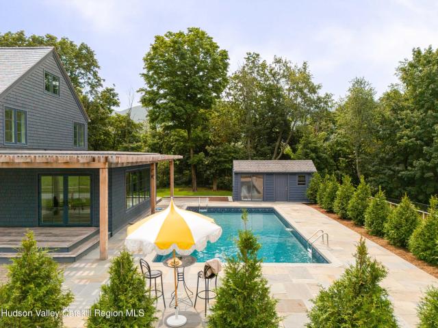 20 Dallis Place