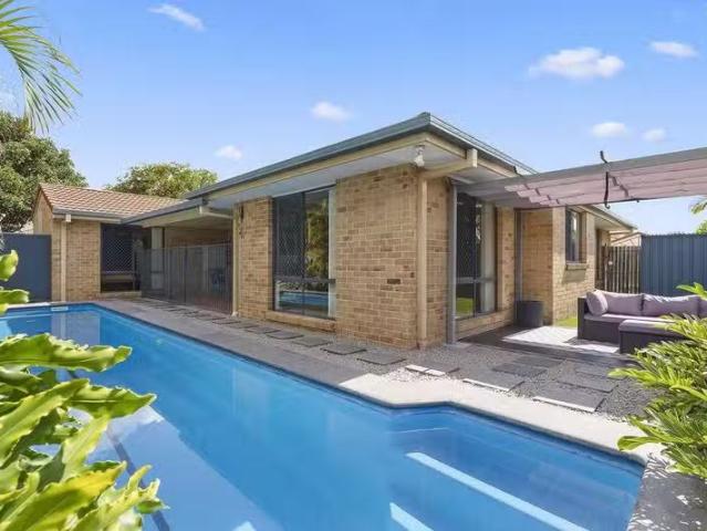 20 Daramalan Street, Boondall, QLD 4034 House for Rent