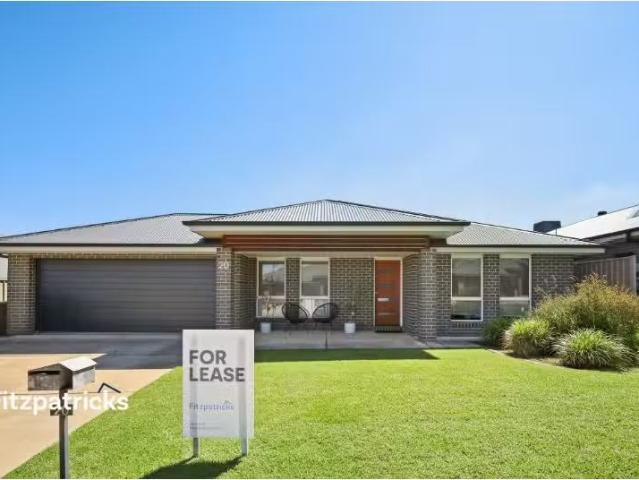 20 Darcy Drive, Boorooma House for rent Listed by Rental Depa.