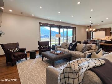 20 Diamandis Dr, Unit 20, Alpine, WY 83128 | MLS #25 2836