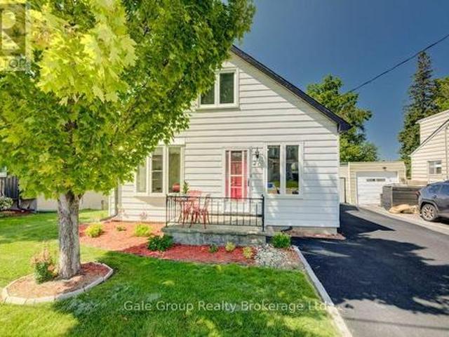 20 Dover Street, Woodstock South, ON, N4S 3L8 house for sale | Listing ID X13643 | Royal LePage