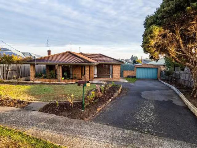 20 Drysdale Court, Newnham, TAS 7248
