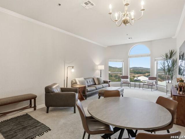 20 E Tapatio Dr, Unit 302
