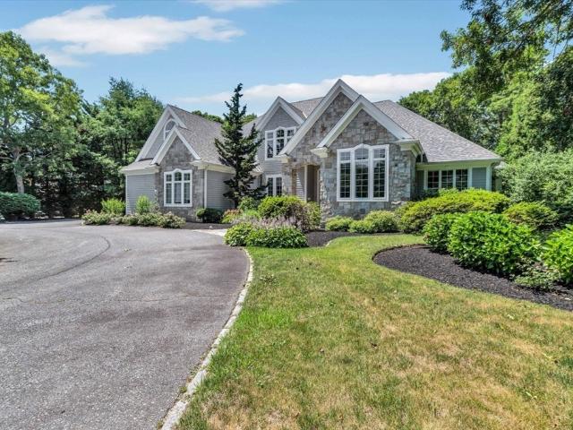 20 Eagle Dr