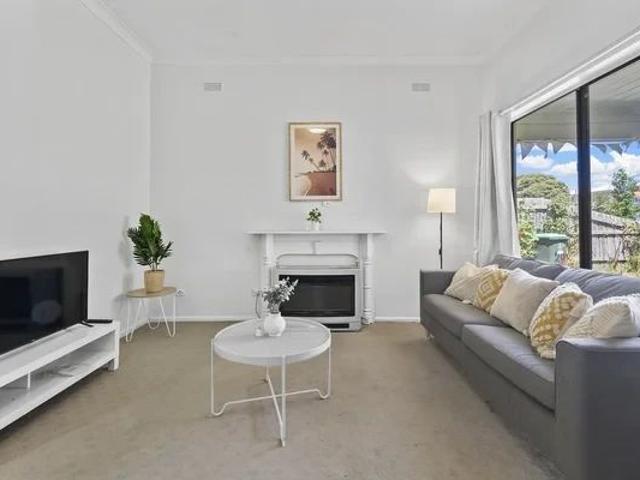 20 Elphin Street, Melbourne