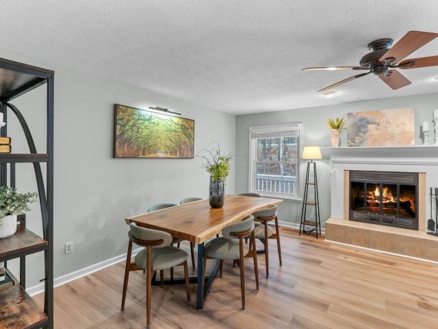 20 Fair Wind Drive