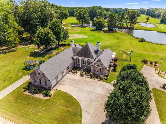 20 Fairway Drive