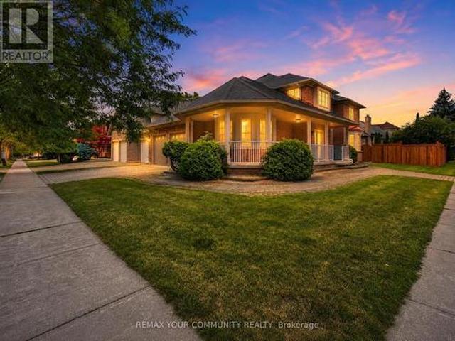 20 Fern Avenue, Richmond Hill, ON, L4B 3R6 house for sale | Listing ID N13676 | Royal LePage