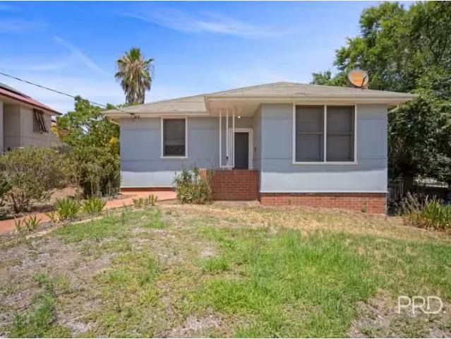 20 Fernleigh Road, Mount Austin House for rent Listed by Leas.