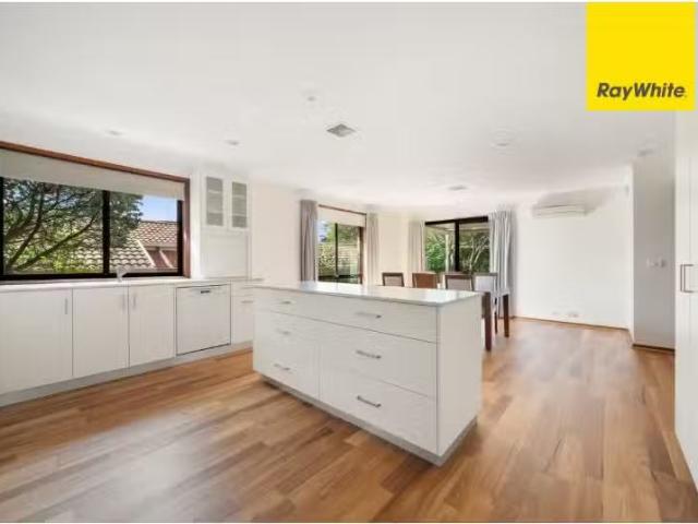 20 Fernyhough Crescent, LYNEHAM House for rent Listed by Octa.
