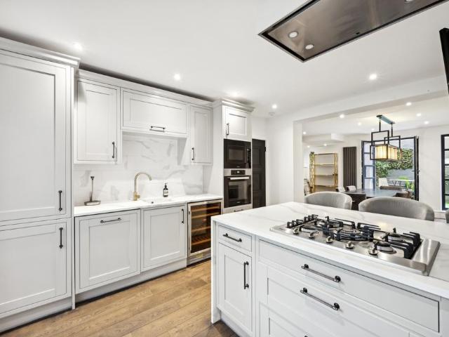 20 Gunter Grove, London, SW10 0QS, United Kingdom | 3 bed house for rent #127309004 | Rentberry