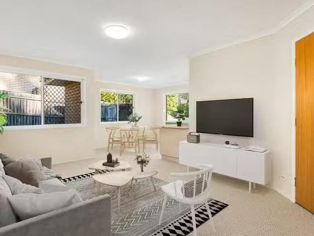 20 Hanby Court, Edens Landing, QLD 4207
