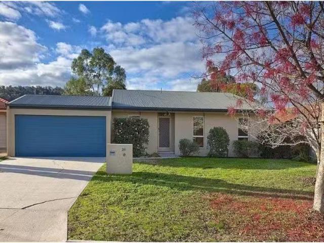 20 Handel Street, GLENROY House for rent Listed by Nikita Sha.