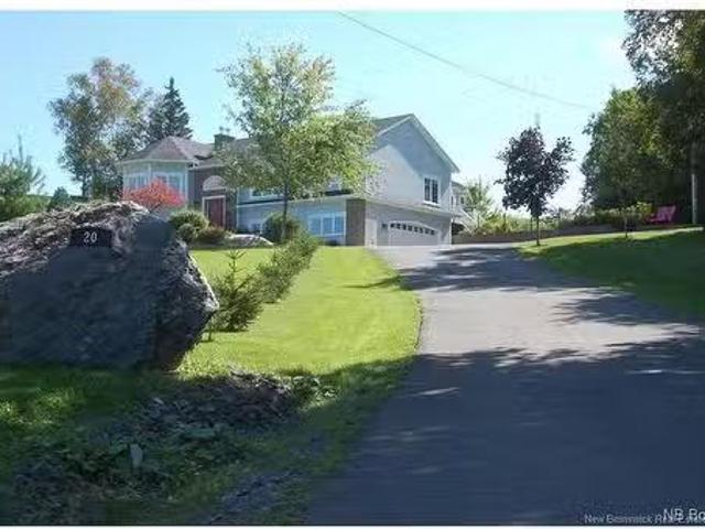 20 Headland Rd, Upper Kingsclear, NB, E3B 0H8 house for sale.