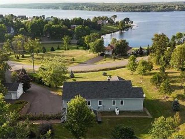 20 Headland Rd, Upper Kingsclear, NB, E3E 0E5 house for sale | Listing ID NB148192 | Royal LePage