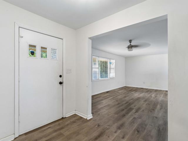 20 Hedgewood Drive