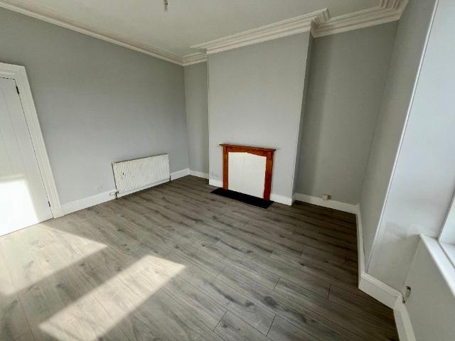 20 Holland Street, First Left, Aberdeen AB25, 1 bed flat to rent, £525 pcm | PrimeLocation