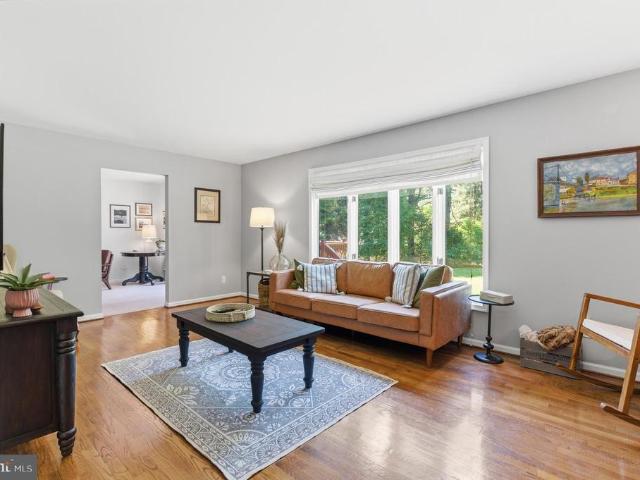 20 Jackson Avenue