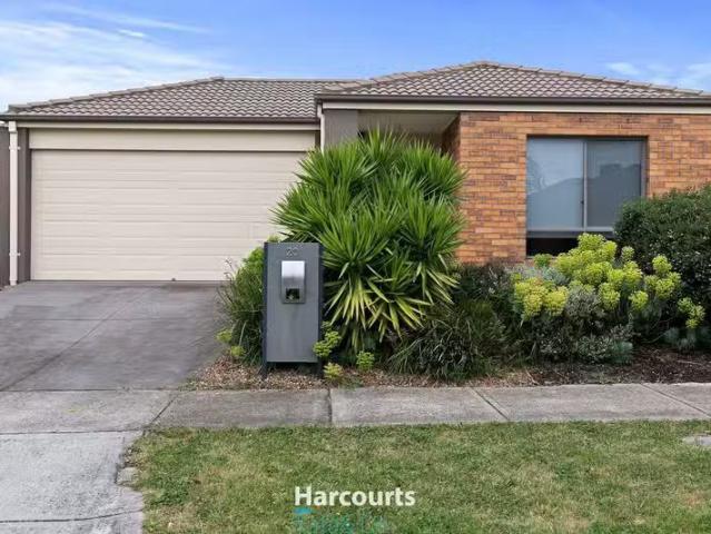 20 Licodia Parade, Mernda, VIC 3754 House for Rent