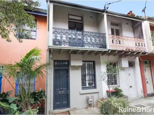 20 Little Napier Street, PADDINGTON Townhouse for rent Listed.