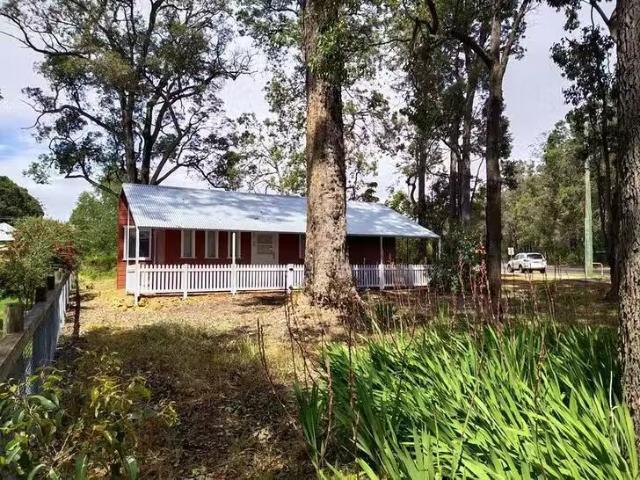 20 Mclarty Street, Dwellingup, WA 6213