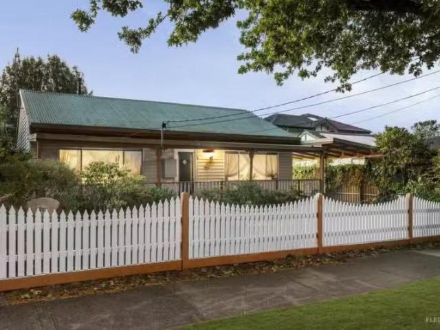 20 Maple Street, Blackburn VIC 3130 House Auction