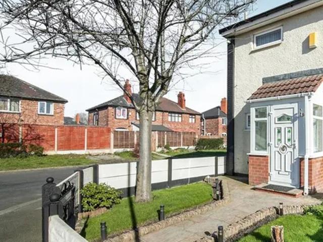 20 Martlet Close, Manchester, M14 7EJ, United Kingdom | 3 bed house for rent #136496648 | Rentberry