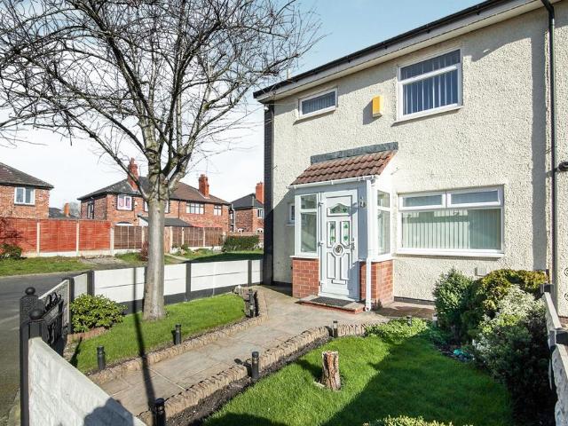 20 Martlet Close, Manchester, M14 7EJ, United Kingdom | 3 bed house for rent #136496648 | Rentberry