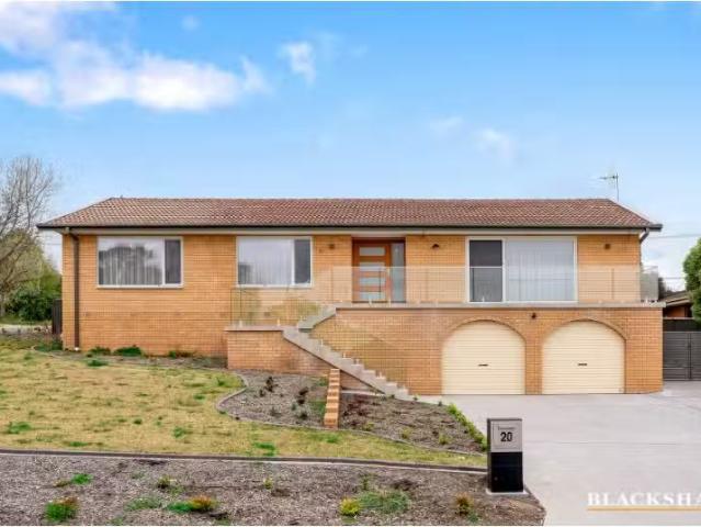 20 Maranoa Street, Kaleen House for rent Listed by Tonique La.