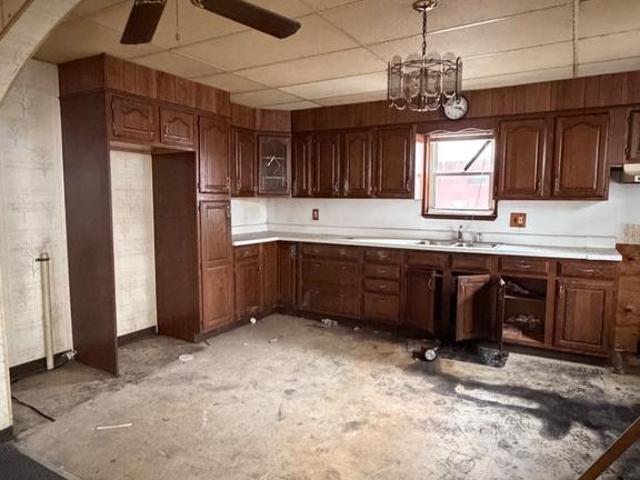 20 N Front Street