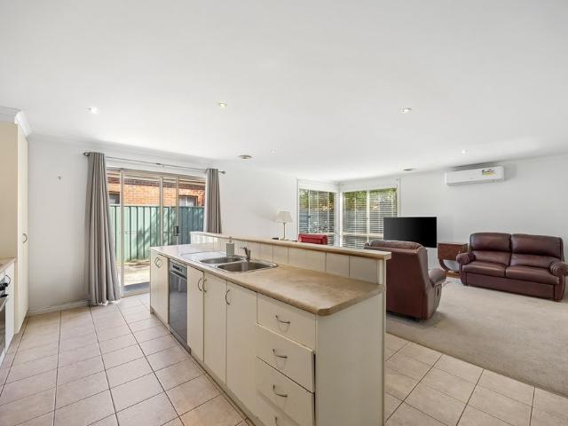 20 Norfolk Avenue, Lake Gardens, VIC, 3355
