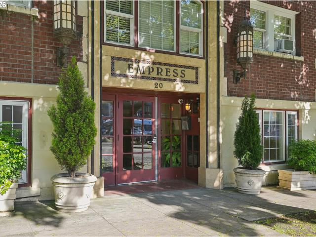20 NW 16th Ave, Unit 405, Portland, OR 97209 | MLS #407764