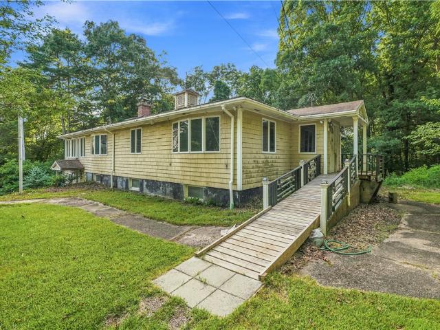 20 Colonial Village Road