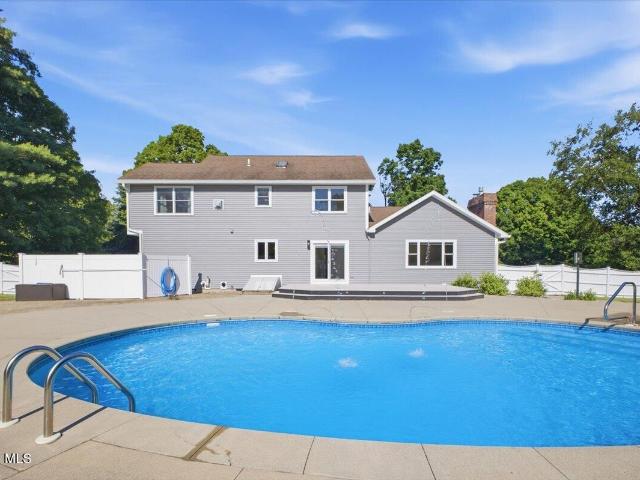 20 Orchard Drive
