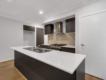 20 Paganica Street, Beveridge, VIC 3753 House for Rent Ray White Craigieburn