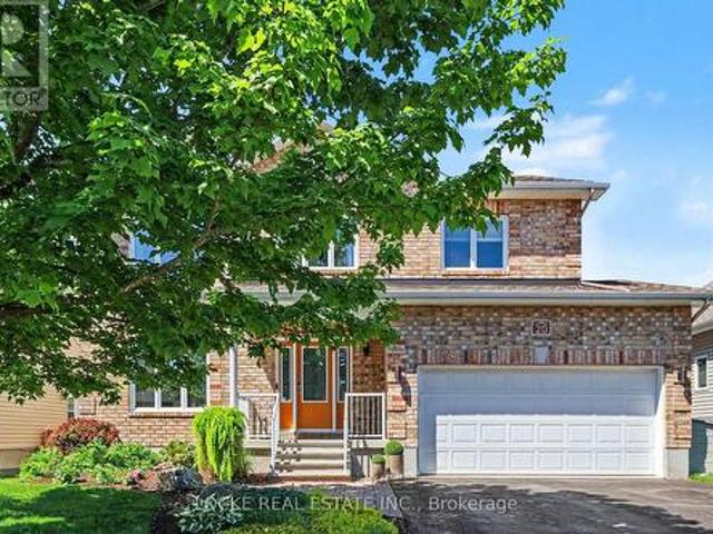 20 Pebblemill Lane, Russell, ON, K4R 0A8 house for sale | Listing ID X13448 | Royal LePage
