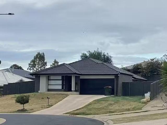 20 Pera Crescent, Warwick, QLD 4370