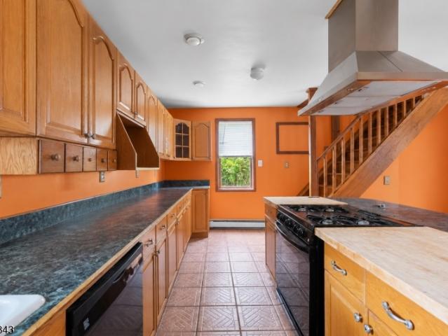 20 Pershing Ave
