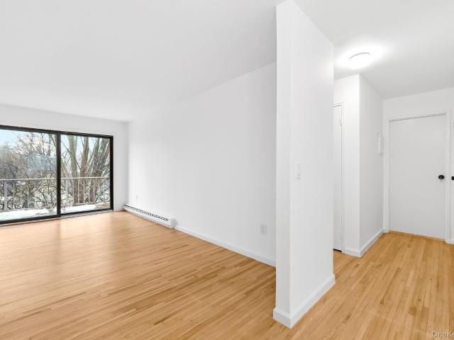 20 Pierces Road 36