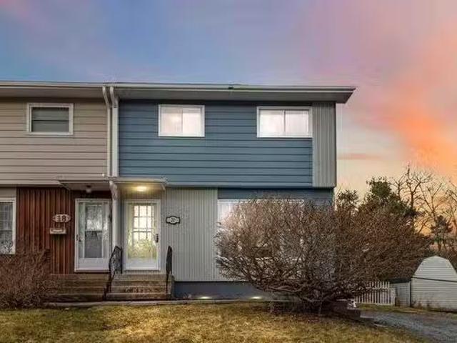 20 Polara Drive, Lower Sackville, NS, B4C 2B6 house for sale.