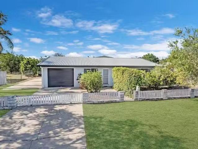 20 Rossato Crescent, Rasmussen, QLD 4815