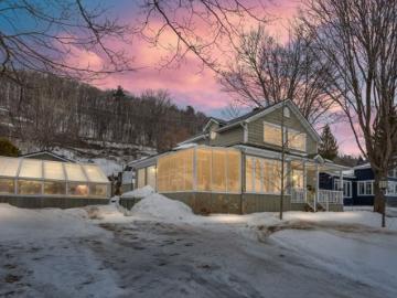 House for sale in Portneuf
