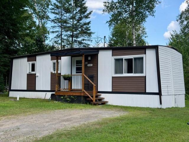 20 Rue Labonté, Mont Tremblant, QC, J8E 3C3 house for sale | Listing ID 25439 | Royal LePage