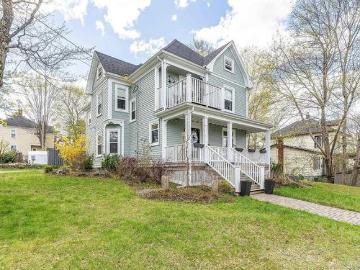 20 Scotia Street, Bridgewater, NS, B4V 1E5 house for sale | Listing ID 202610 | Royal LePage