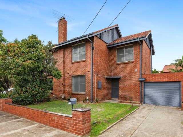 20 Sandridge Avenue, Port Melbourne VIC 3207 House For Rent | Domain
