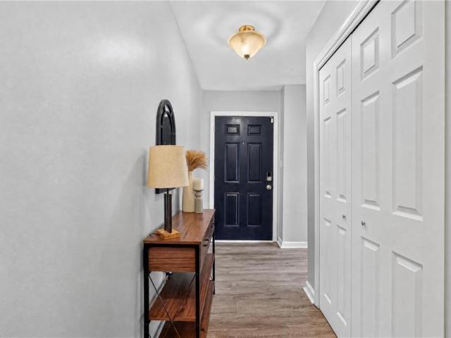 20 Sanlun Lakes DR