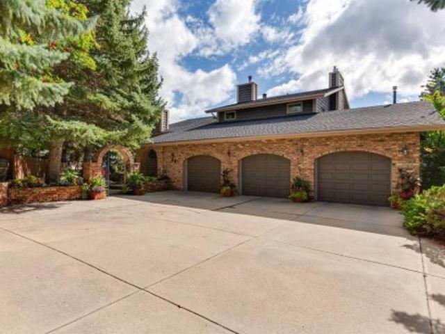 20 Silver Creek Place Nw, Calgary, AB, T3B 5A2 house for sale | Listing ID A2345 | Royal LePage