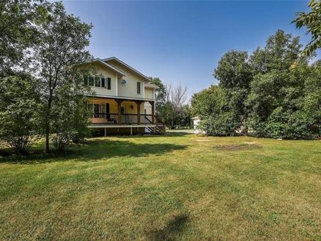 20 Son Crescent, Rosser, MB, R0C 1G0 house for sale | Listing ID 202619 | Royal LePage