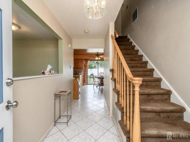 20 Snowdrift Lane